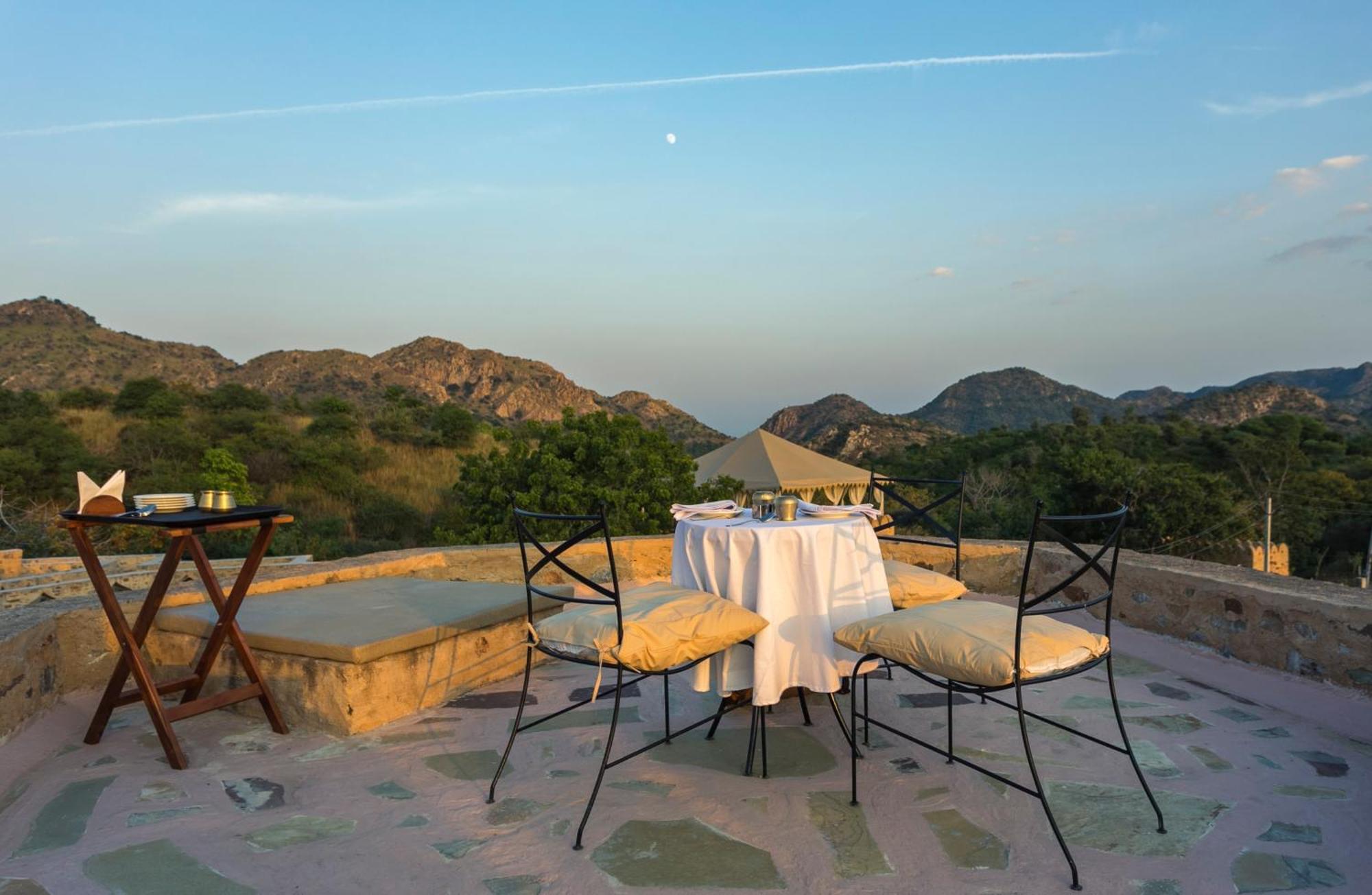 Bed and Breakfast Manmatha A Luxury Retreat Udaipur Exterior foto