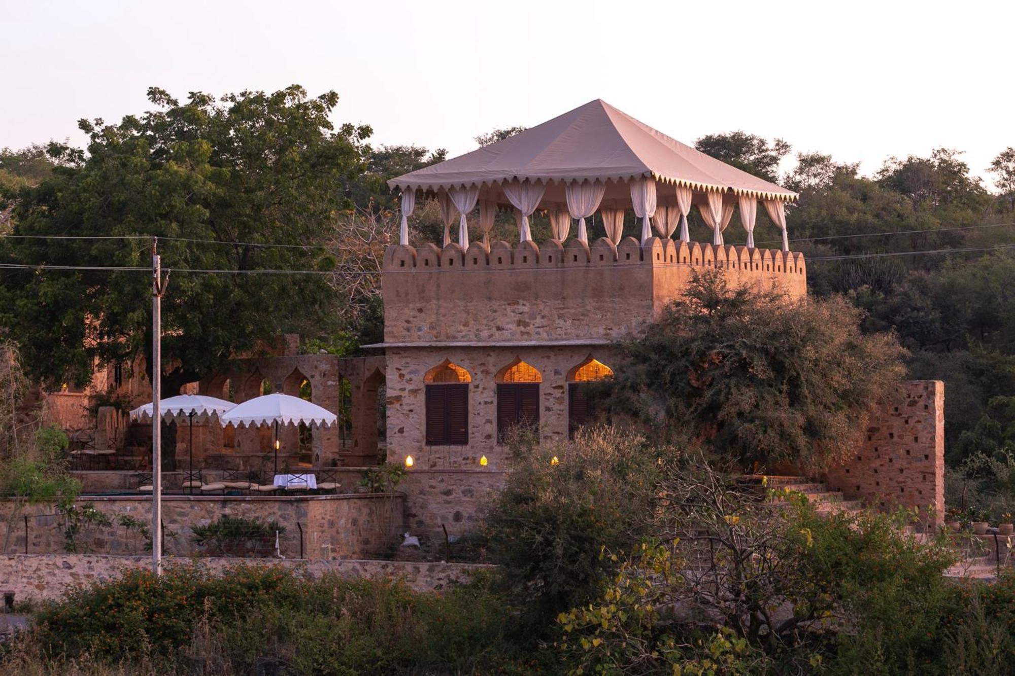 Bed and Breakfast Manmatha A Luxury Retreat Udaipur Exterior foto